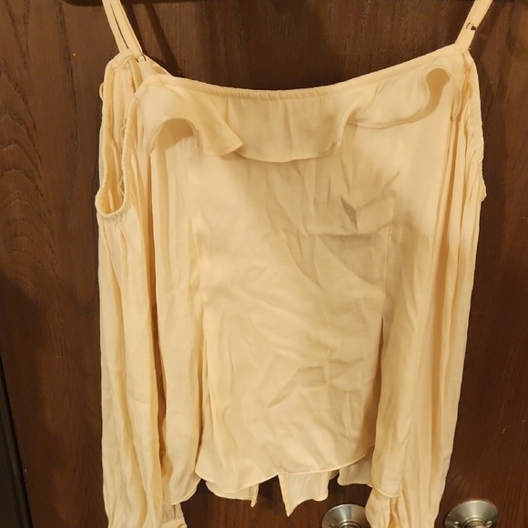 Urban Outfitters Cream Off-Shoulder Blouse - Picture 6 of 6